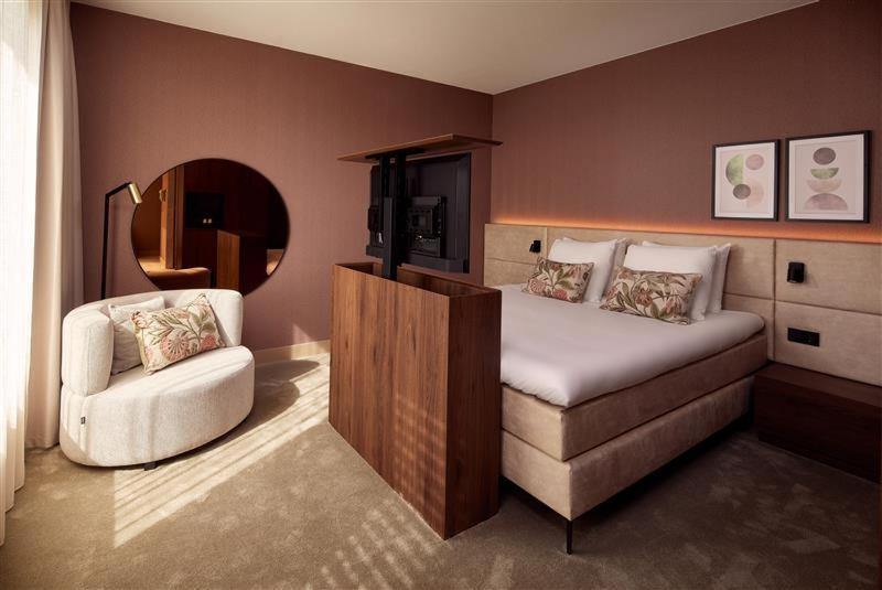 Deluxe Zimmer mit Kingsize-Bett